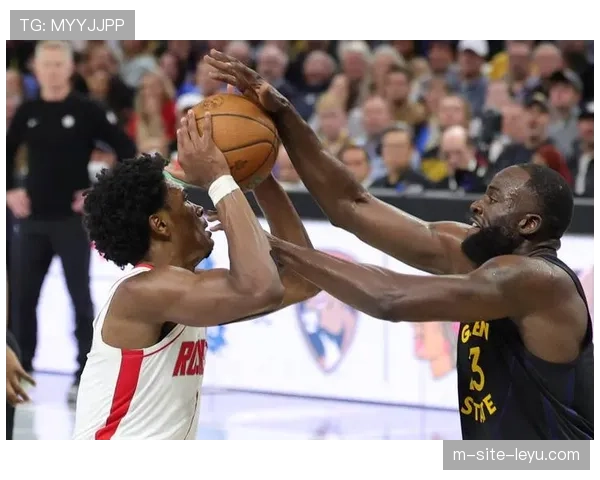 火箭逆袭勇士靠针对性防守 本赛季NBA常规赛关键战术趋势重执行力