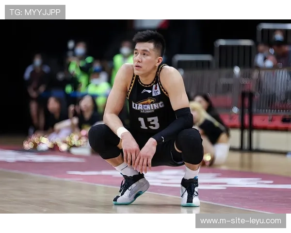 广州龙狮两分险胜青岛 威金顿27+7+9郭艾伦末节关键先生